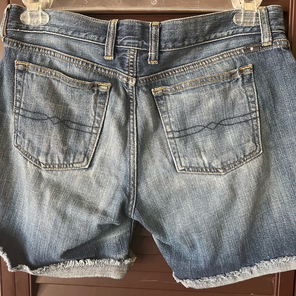 Lucky Brand - Laguna Shorts - Picture 4 of 5